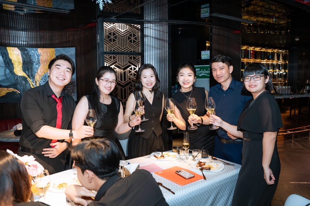 Year-end-party-2025-10