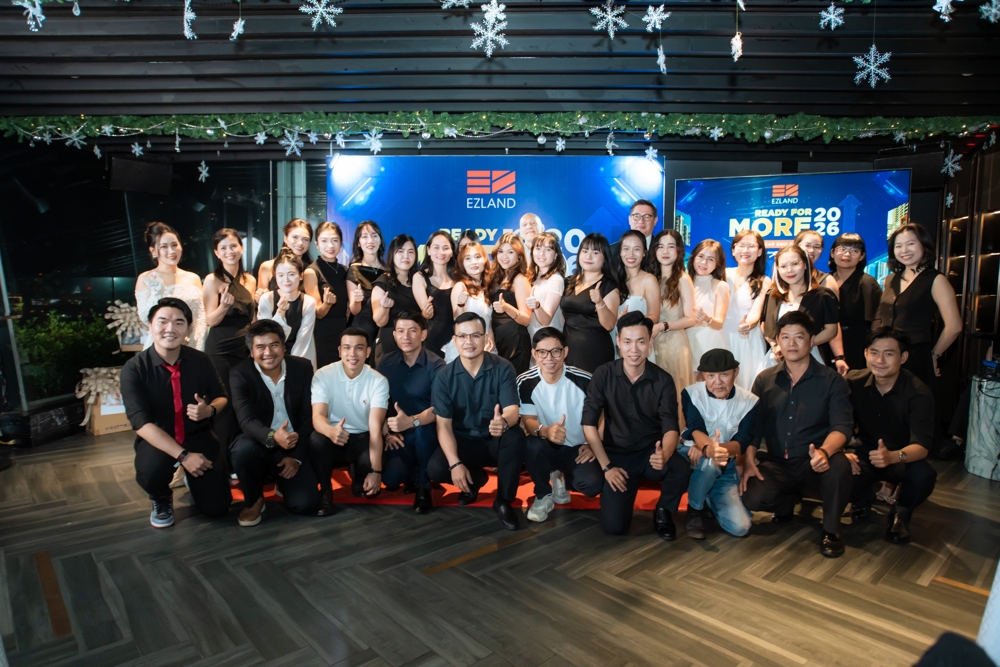 Year-end-party-2025-8